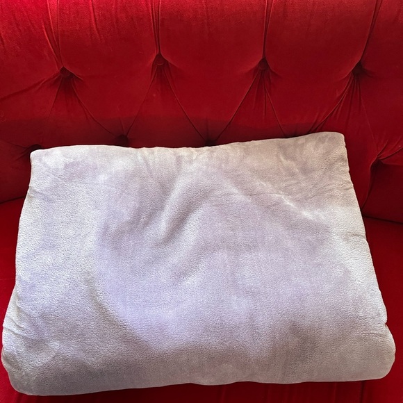 Kate Spade Oversized F/Q Fleece Blanket - Picture 1 of 3